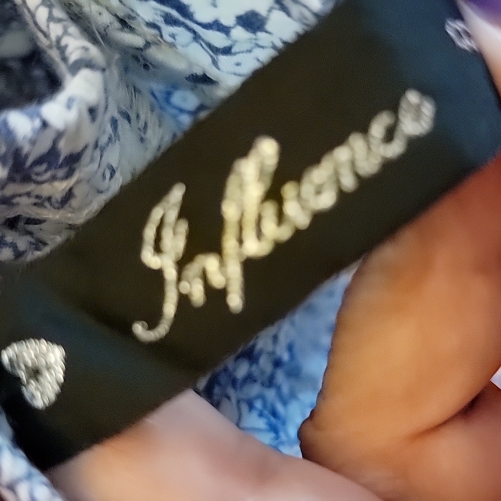 Influence off the shoulder crop top in ditsy blue floral.  NWOT.  Gorgeous. - Picture 4 of 7